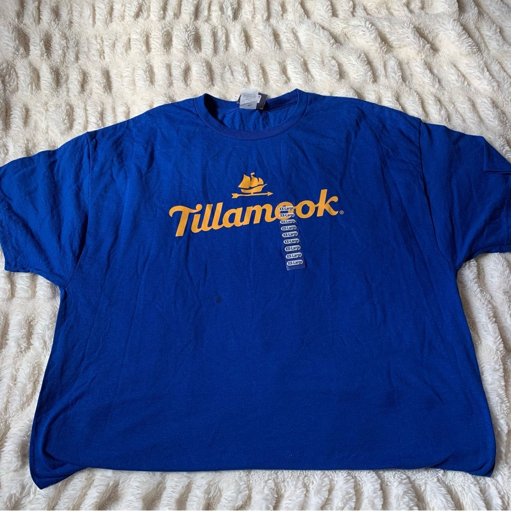NWT tillamook t-shirt